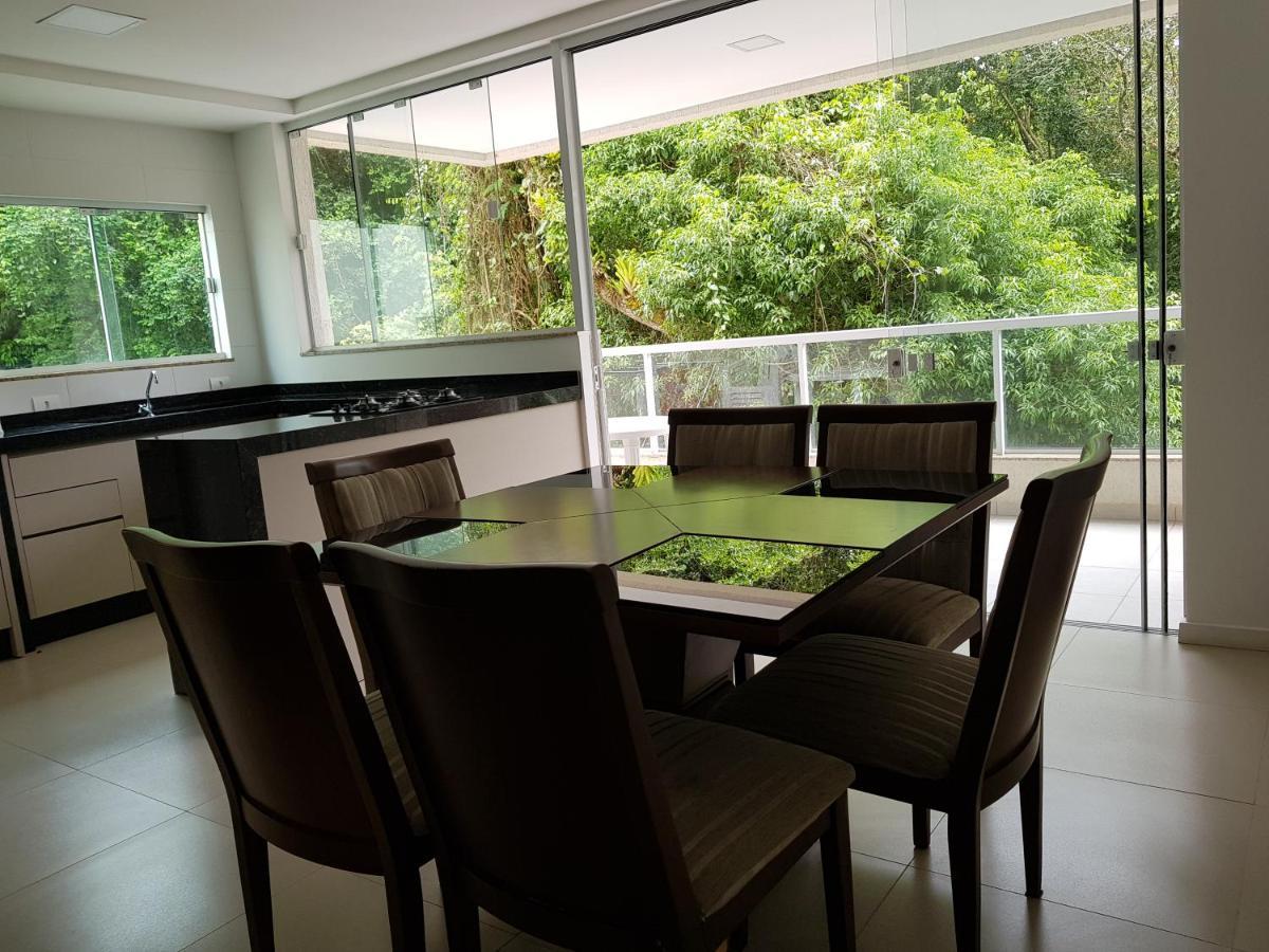 Apartamento Apartamento 200M Da Praia Bombinhas Exterior foto